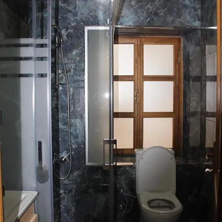 Her Yere Yakin Luesk Oezel Villa Hotel Trabzon